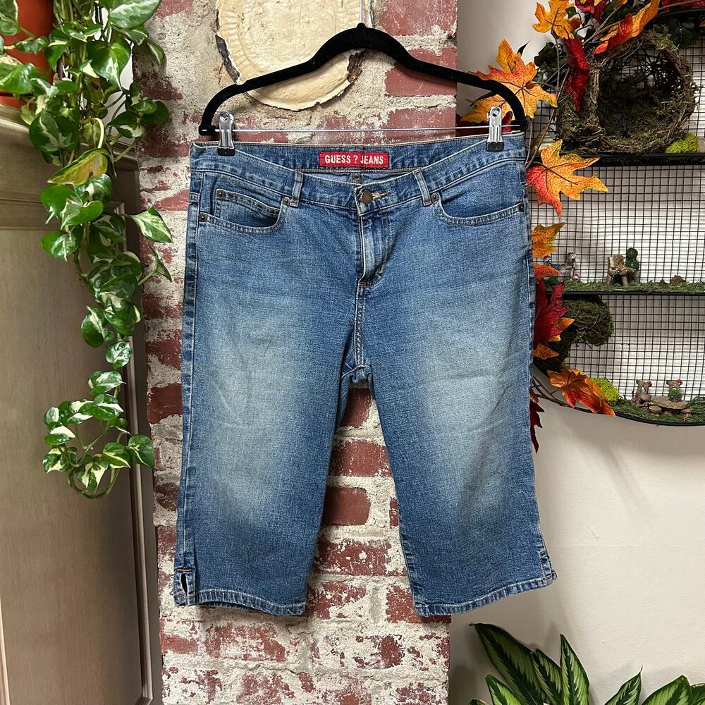 Vintage Y2K Guess Capri Bermuda Shorts